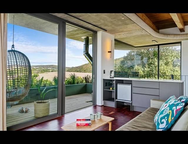 2 BEDROOM PROPERTY TO RENT IN WHALE ROCK VERDE